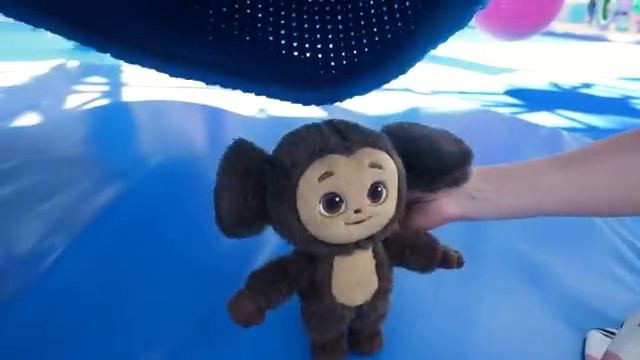 Маленькая Вера - Маленькая Вера ищет Чебурашку в парке развлечений Тейкабум смотреть онлайн