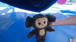 Маленькая Вера - Маленькая Вера ищет Чебурашку в парке развлечений Тейкабум