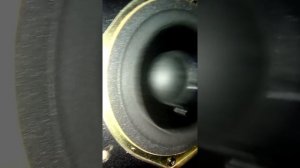 Басс тест сабвуфера