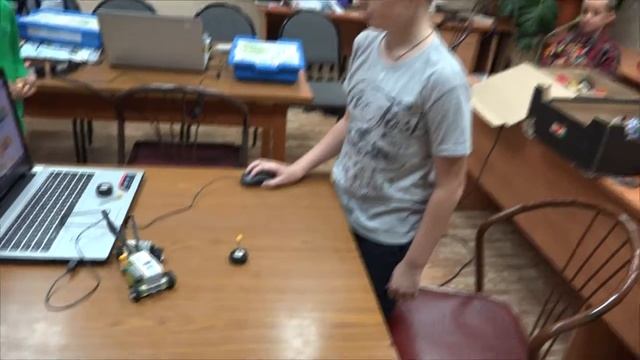 Робот охранник Окишев Михаил смотреть онлайн
