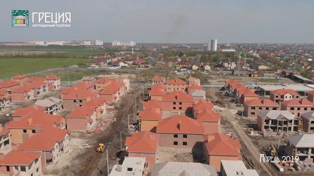 Коттеджи в "Греции": апрельские виды поселка смотреть онлайн