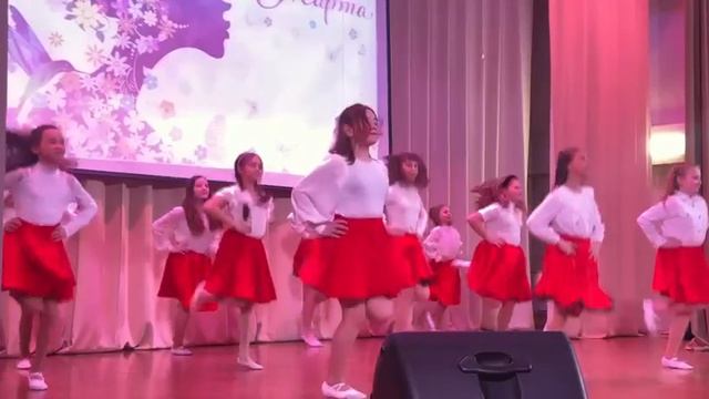 Видеоотчет с весеннего концерта МБОУ "Средняя школа №1" г. Верхняя Салда, 2025г смотреть онлайн