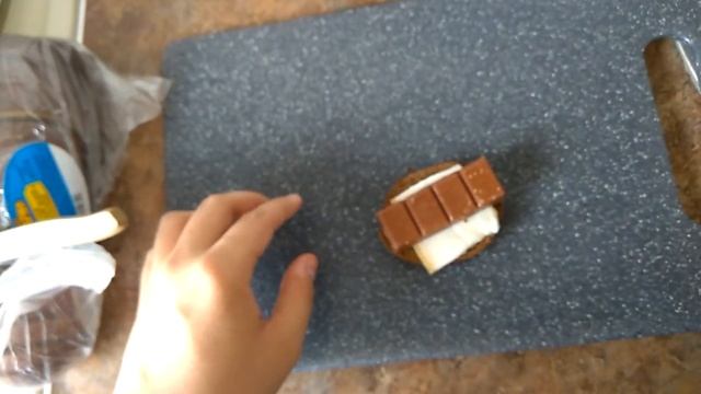 Готовлю Сникерс по-украински в честь 500 подписчиков!!!