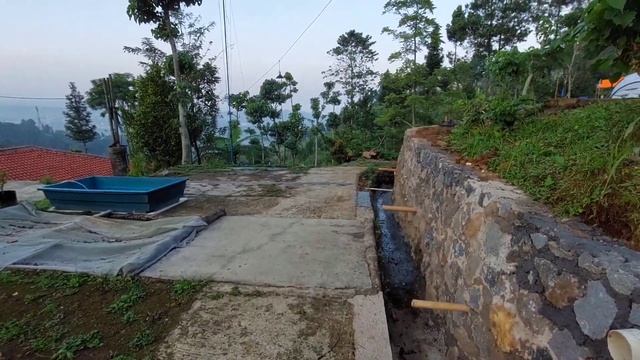LOKASI CAMPING BARU DI MEGAMENDUNG PUNCAK !!! EVEREST VALLEY FAMILY CAMP #2/4 смотреть онлайн