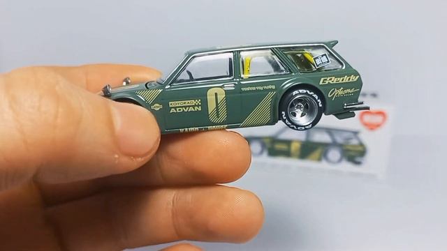 Mini-GT Kaido House Datsun 510 Wagon GReddy Green and blue 1:64 смотреть онлайн