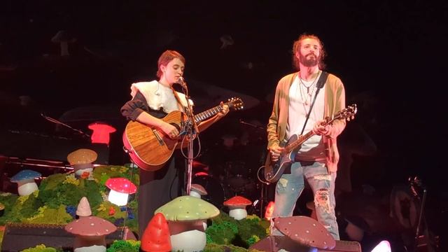 Pomme et Waxx | Live Paris Olympia | Laissez-moi danser (Dalida cover) | 03/04/2023 смотреть онлайн