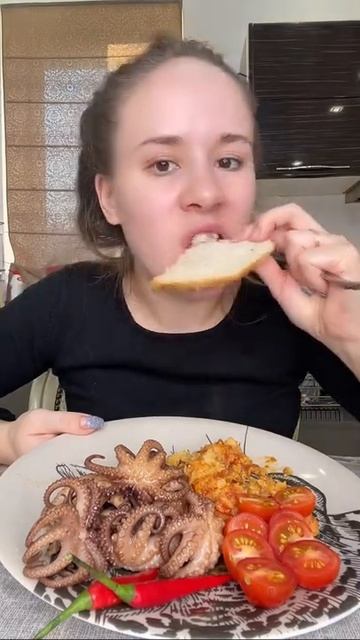 Гарнир к чудовище 🐙 смотреть онлайн