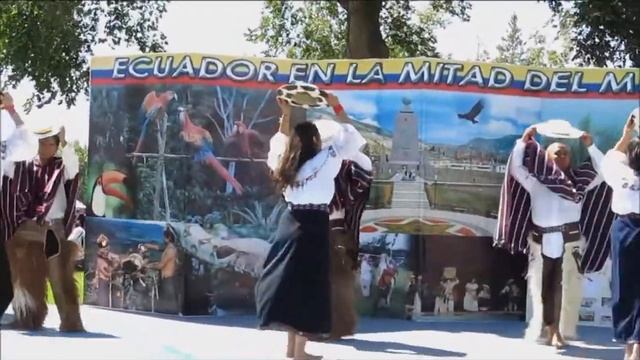 Dance from Ecuador @ Edmonton Heritage Festival 2011 [HD] смотреть онлайн
