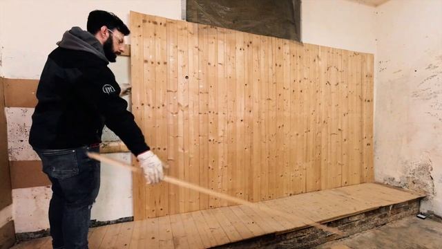 Rivestire una parete con i pallets 👨🔧 (pt1) смотреть онлайн