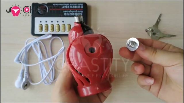 MChastity - How to Assemble Sissy in Chastity Cage ( Electric Shock ) смотреть онлайн