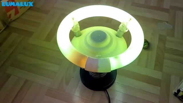 Vidéo bonus: J'ai failli brulé le ballast d'un vieux luminaire смотреть онлайн