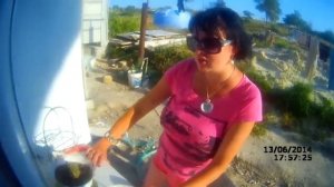 телка пьянная чудит не по детски