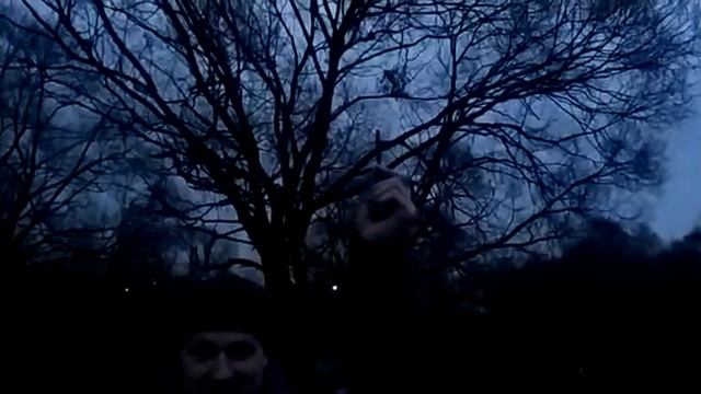 Петарда в руке смотреть онлайн