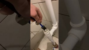 Защита от замерзания трубы водопровода на вводе в дом