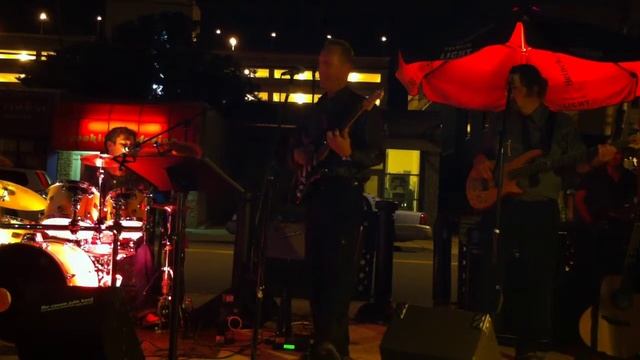 Cousin John Band смотреть онлайн