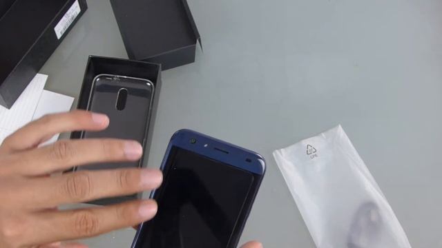 DOOGEE BL5000 Unboxing en español смотреть онлайн