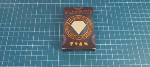 Собрать Doctor Puzzle Пятиугольник из 4 деталей  (Assemble a Diamond from puzzle pieces)