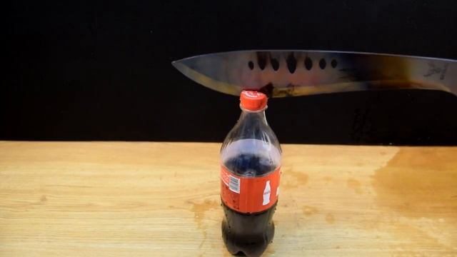 EXPERIMENT Glowing 1000 degree MACHETE KNIFE VS COCA COLA смотреть онлайн