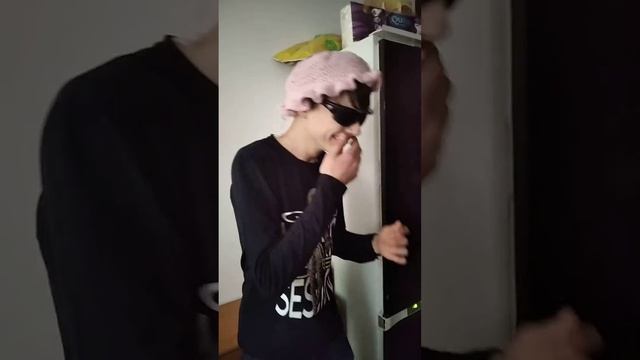 САША ПРО😎😎😎 смотреть онлайн