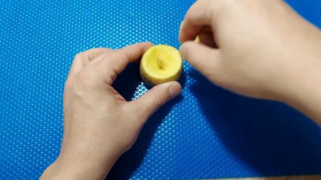 Проверка лайфхака. Вечная свечка из картошки смотреть онлайн