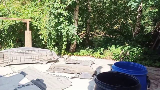 MERCEDES-BENZ W211. Заміна пластикового захисту днища. смотреть онлайн