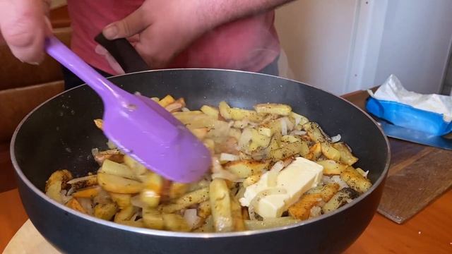 Моя любимая ЖАРЕНАЯ КАРТОШКА! Со сметанным СОУСОМ!