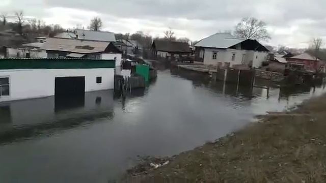 ЗАТОПИЛИСЬ ДОМА ГОРОДА СЕМЕЙ смотреть онлайн