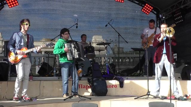 Точки над Ё @ Парк Горького, 01.05.2015 (2) смотреть онлайн