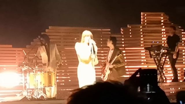 Florence and the machine June live in torino Pala alpitour 18.03.2019 смотреть онлайн