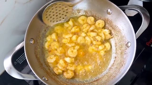 రొయ్యల నిల్వ పచ్చడి Perfectగా రావాలంటే ఈ కొలతలతో చేయండి చాలారుచిగా ఎక్కువరోజులు ఉంటుంది-Prawn Pickl смотреть онлайн