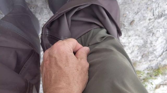 Fiskars Machete Axe Review- Cuts to the Bone смотреть онлайн