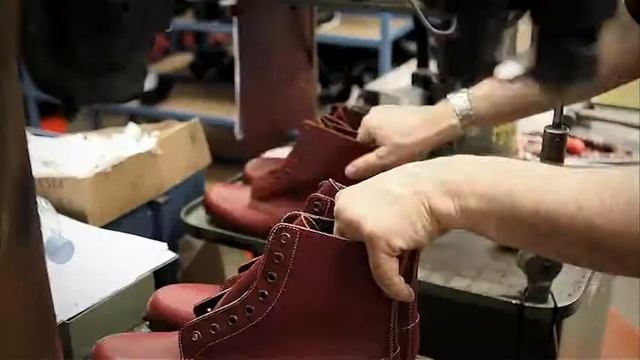 Dr. Martens - The Art Of Industrial Manufacture - The Welting смотреть онлайн