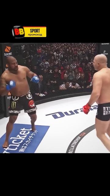 Емельяненко БРОСИЛИ под Американца в надежде на НОКАУТ 😱 #shorts смотреть онлайн