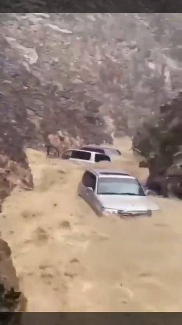 сплав по горным рекам на TOYOTA LAND CRUISER смотреть онлайн