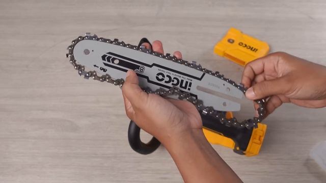 ukurannya paling ideal, compact & powerfull - INGCO CGSLI20851 CORDLESS BRUSHLESS MINI CHAINSAW 20V смотреть онлайн