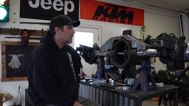 Building a 14 bolt, Rear Steer axle. #rearsteer #14bolt смотреть онлайн