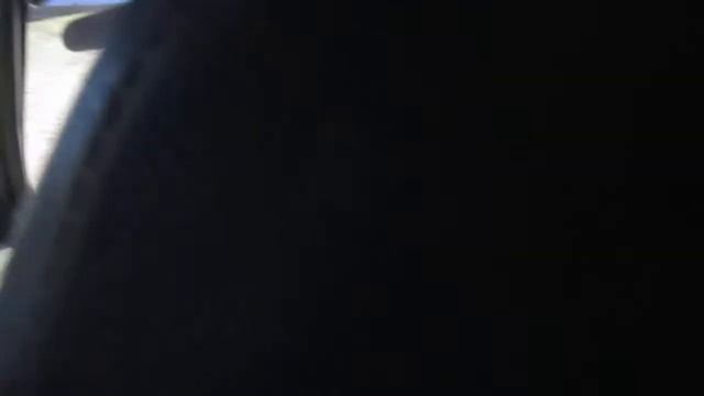 Баба Лена развлекается не выходя из машины! смотреть онлайн