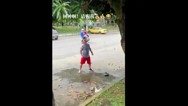 Chinese Hidden Camera - Can't Stop Your Laughing