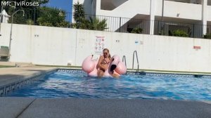 IviRoses   Flamingo in the Pool   Fan Edit