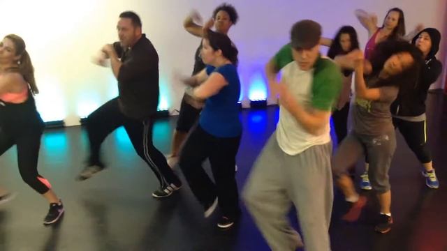 Matt S Celebrate J-Lo class смотреть онлайн