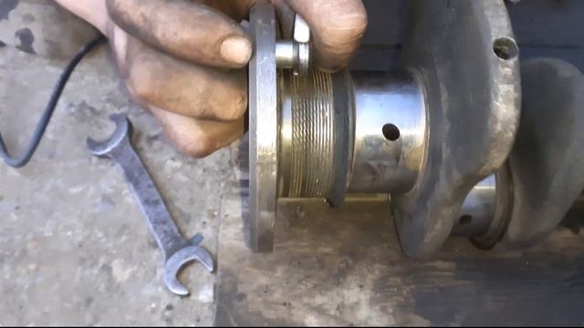 Как потратить меньше усилий при сборке коленвала? ЗМЗ-402 #головастик #коленвал #двс #уаз #уаз3303 смотреть онлайн