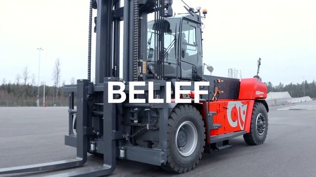 Building the world's first Electric Heavy Forklift Truck смотреть онлайн