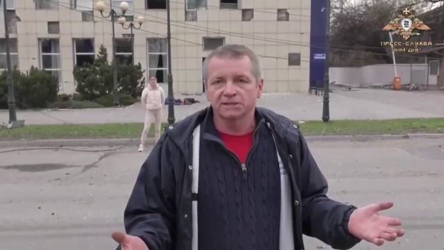 "Бросьте, пусть собаки грызут" — сказали жителям Мариуполя боевики батальона "АЗОВ"* смотреть онлайн