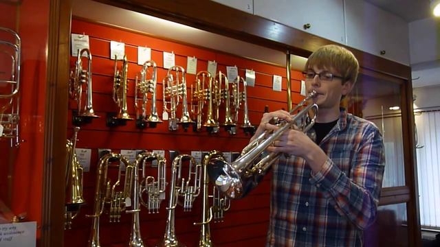 Yamaha YTR4335GS Bb Trumpet - Matt Sherwood Demonstration смотреть онлайн