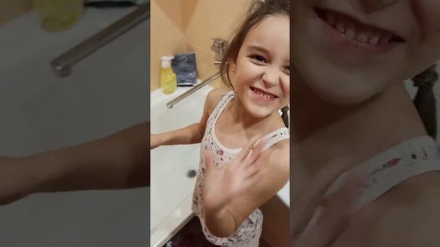 кристаллы смотреть онлайн