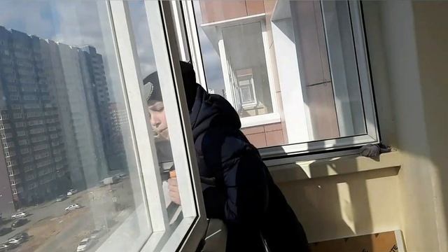 Прогулка на.... балконе. смотреть онлайн