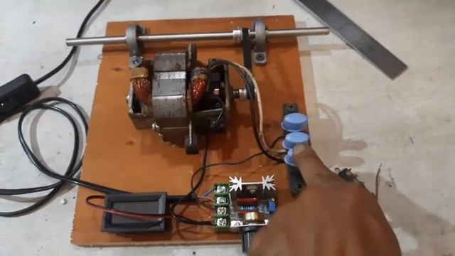 Bahan alat Table saw dengan Dinamo Blender смотреть онлайн