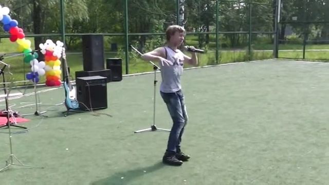 Mark Zenkov Den Molodeji POLAZNA 30-06-2012.mpg