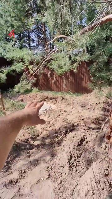 Выполняем благоустройство участка. На котором стоят 2 одноэтажных дома. смотреть онлайн