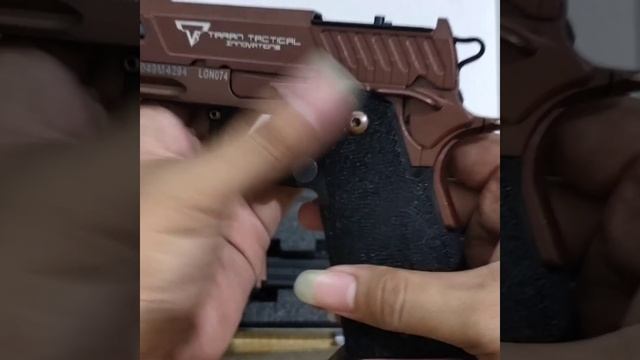 ARMY ARMAMENT TARAN TACTICAL SAND VIPER JOHNWICK GAS BLOWBACK AIRSOFT